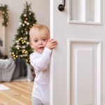 Klamki a dzieci – bezpieczeństwo i blokady